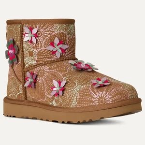 NIB Ugg Meadow
